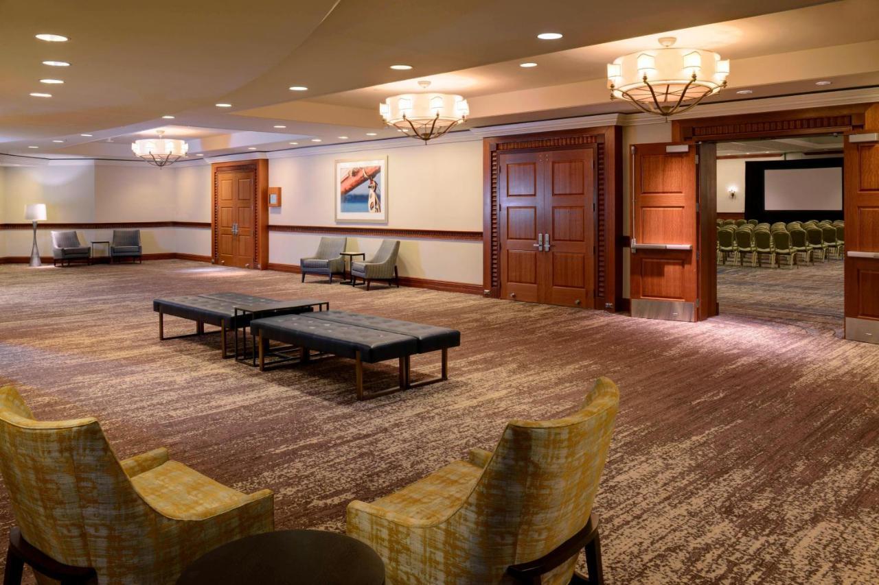 Newport News Marriott At City Center Hotell Eksteriør bilde