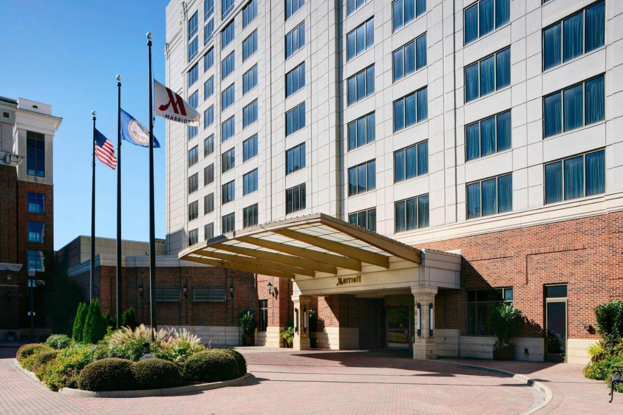 Newport News Marriott At City Center Hotell Eksteriør bilde