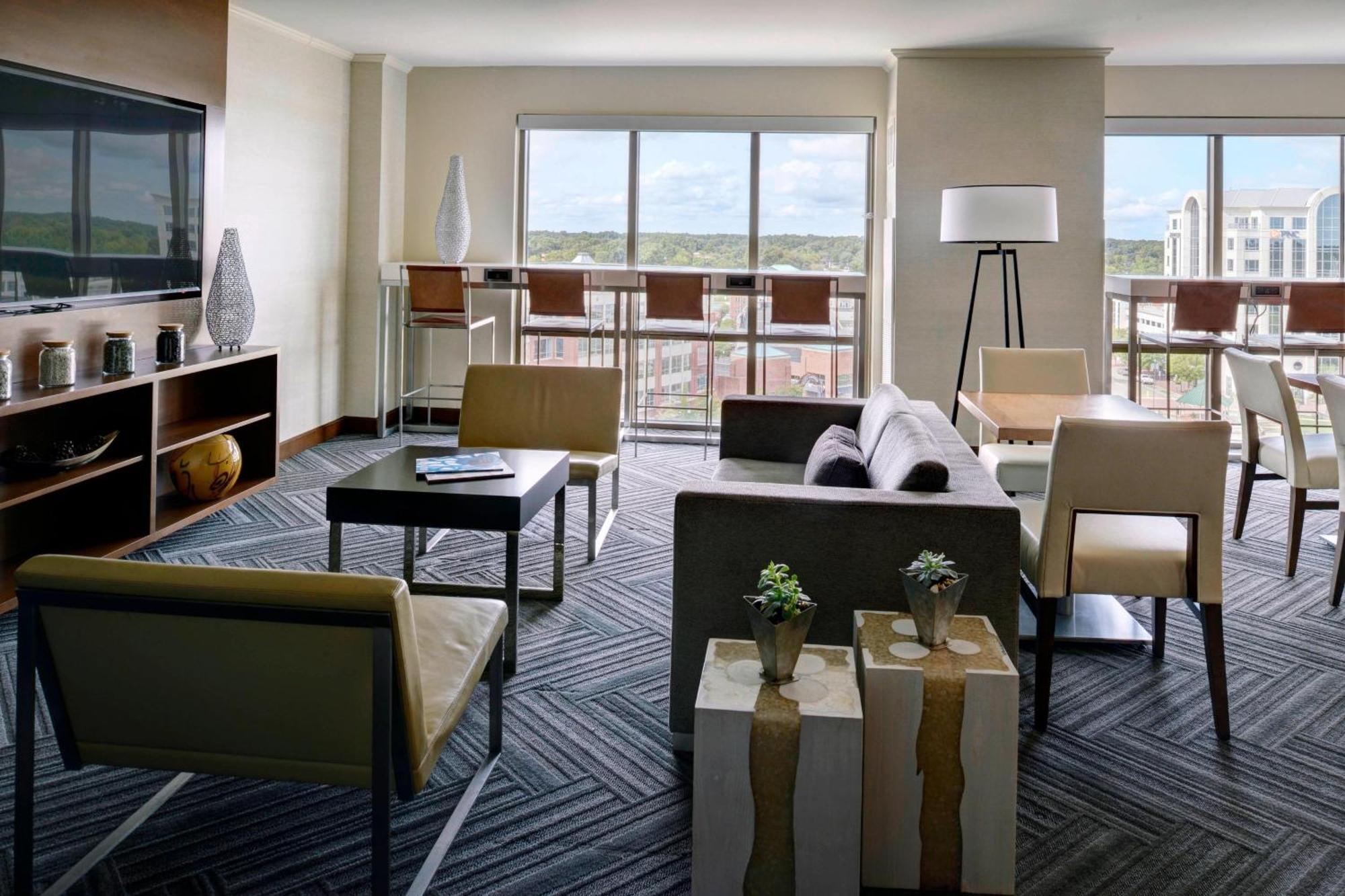 Newport News Marriott At City Center Hotell Eksteriør bilde