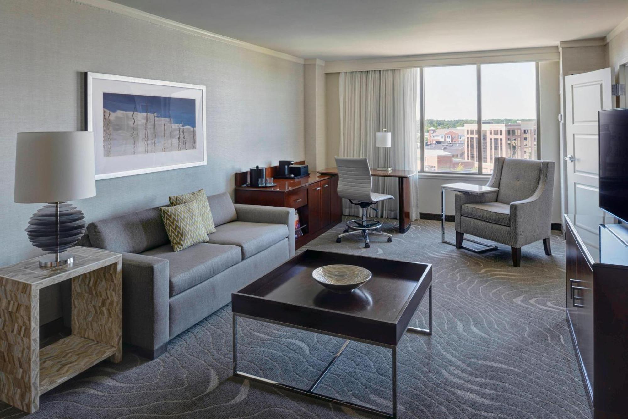 Newport News Marriott At City Center Hotell Eksteriør bilde