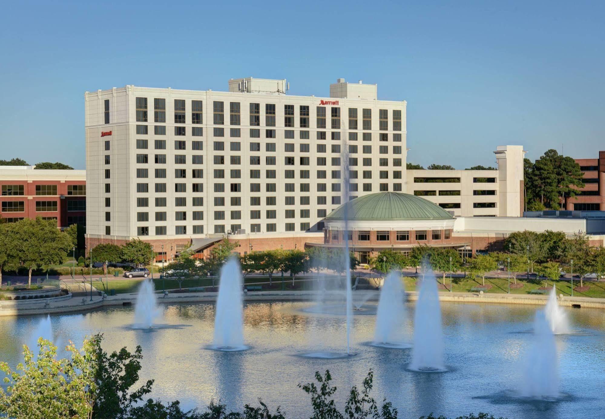 Newport News Marriott At City Center Hotell Eksteriør bilde